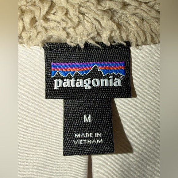 Patagonia Cream Fleece Jacket - Picture 2 of 6